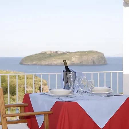 Agave E Ginestra 3* Ventotene